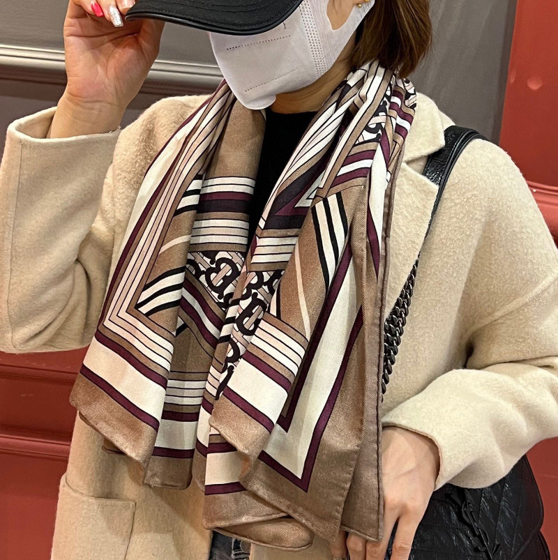 버버리 고품질 스카프 머플러32