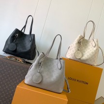 루이비통 블로섬 MM 가방 3컬러 M21852