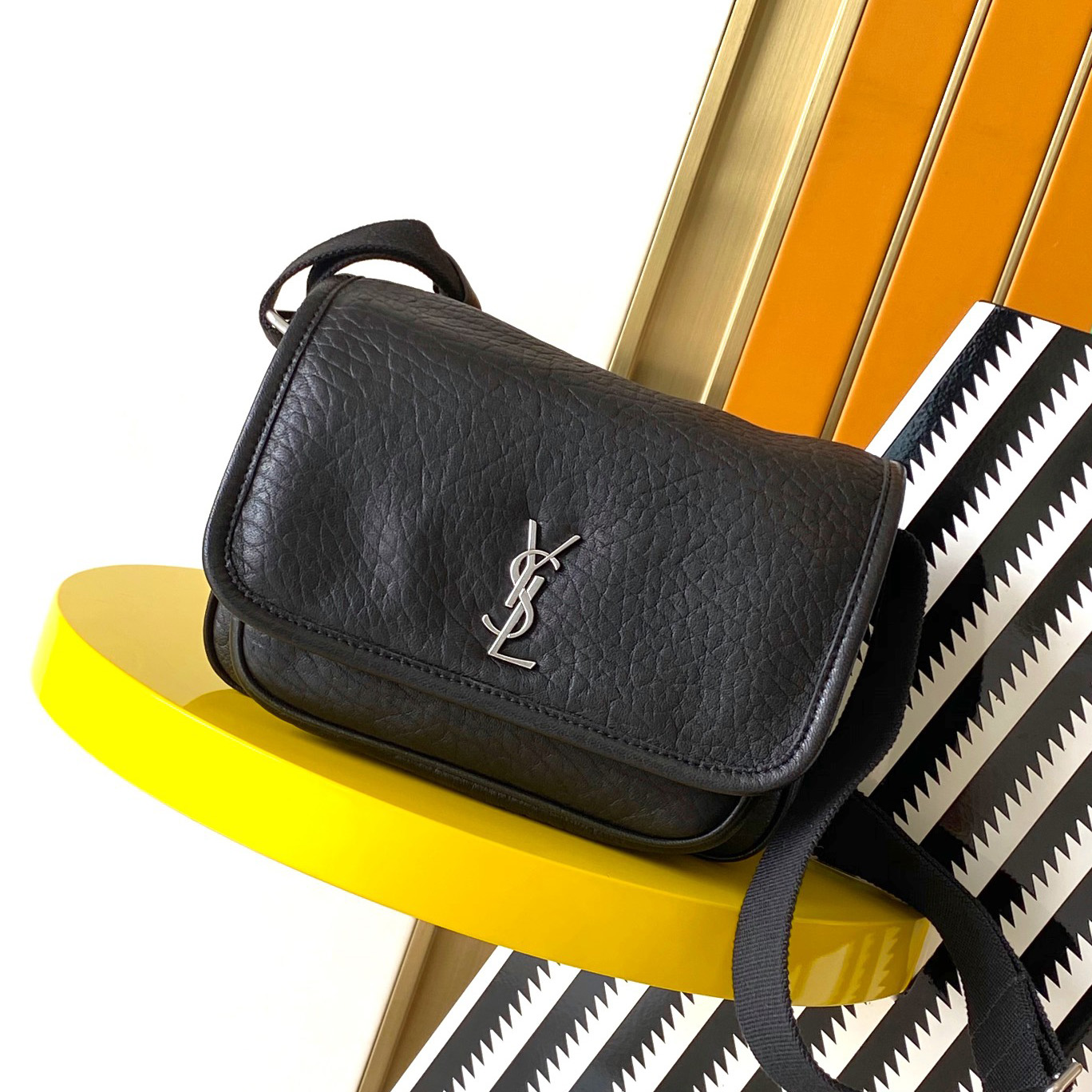 생로랑 스몰 가죽 크로스백 776611 AAC3O 1000