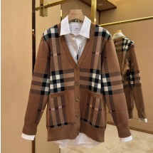 버버리 체크 울 캐시미어 가디건 버치브라운 80433721