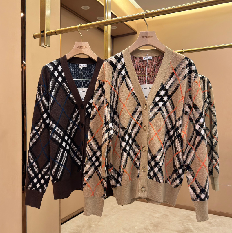 버버리 남녀공용 가디건 체크 울 블렌드 카디건 2컬러 80934911