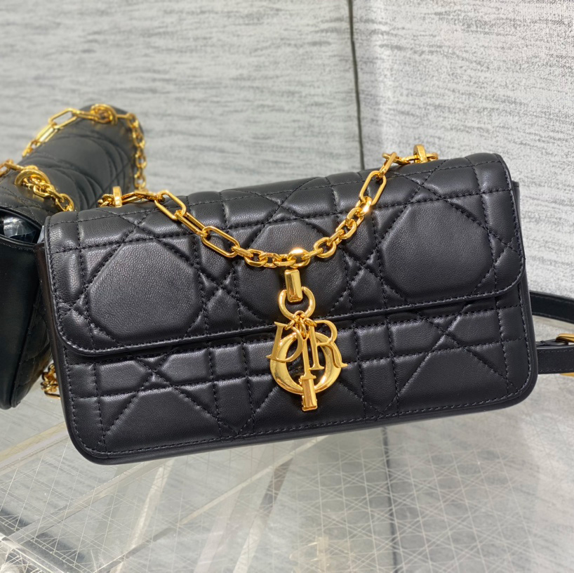 디올 데이지 미니 크로스백 블랙 골드 팬던트 2컬러 S3300UNMU