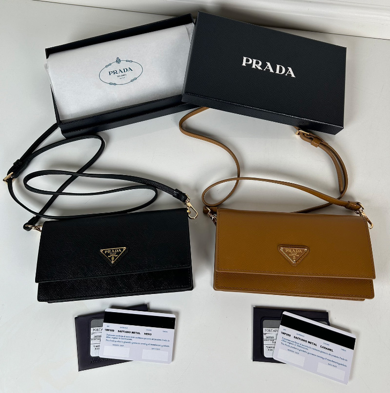 프라다 사피아노 크로스백 2컬러 1NF059