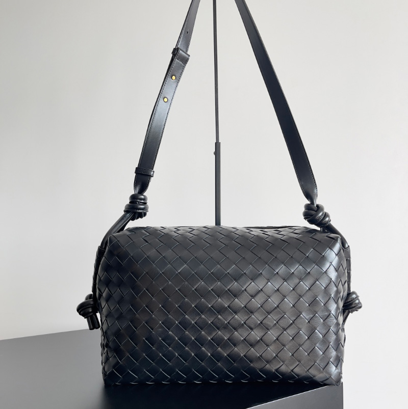 보테가베네타 미디엄 루프 위켄더 여성 2컬러 796619