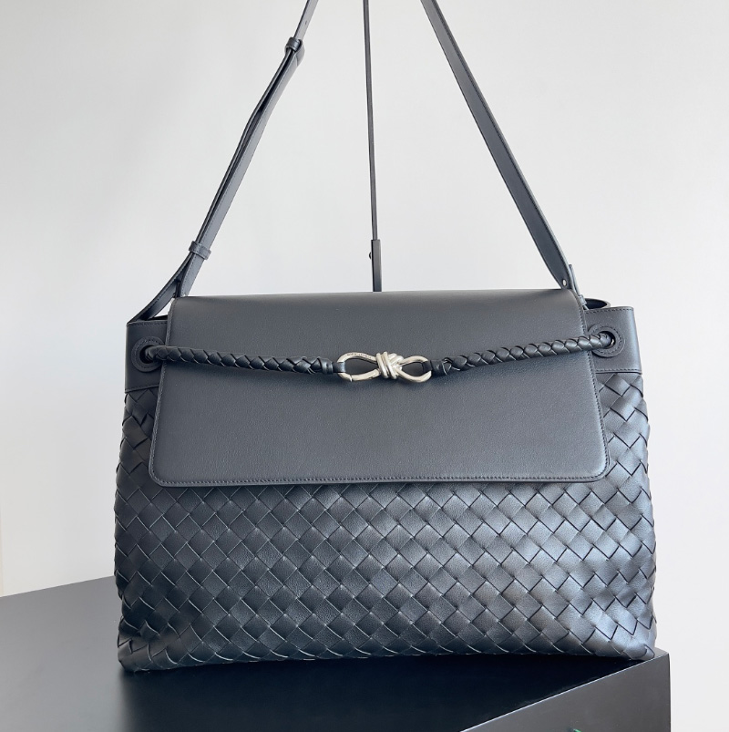 보테가베네타 라지 안디아모 메신저 3컬러 805969