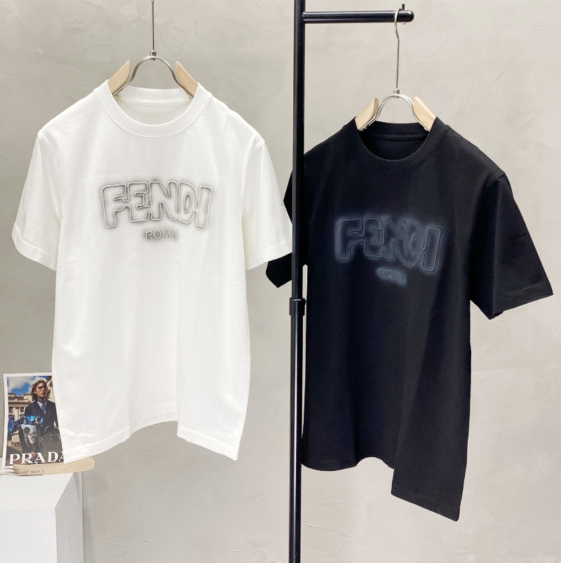펜디 고품질 반팔티 2컬러 01