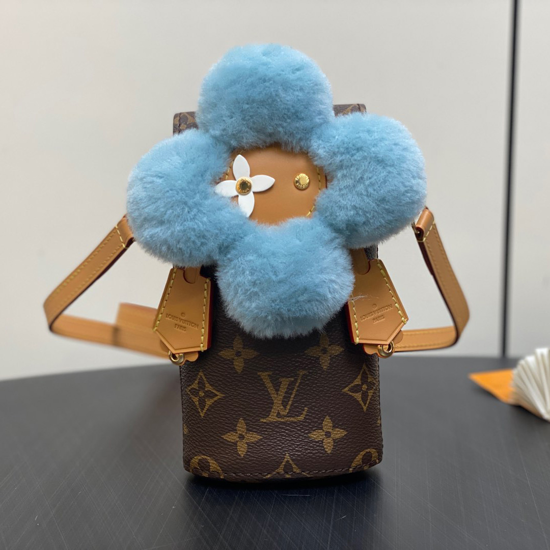 루이비통 LOUIS VUITTON 비비엔 폰 파우치 M12269