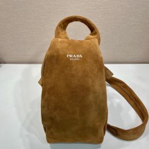 프라다 스웨이드 백팩 2컬러 2VZ114