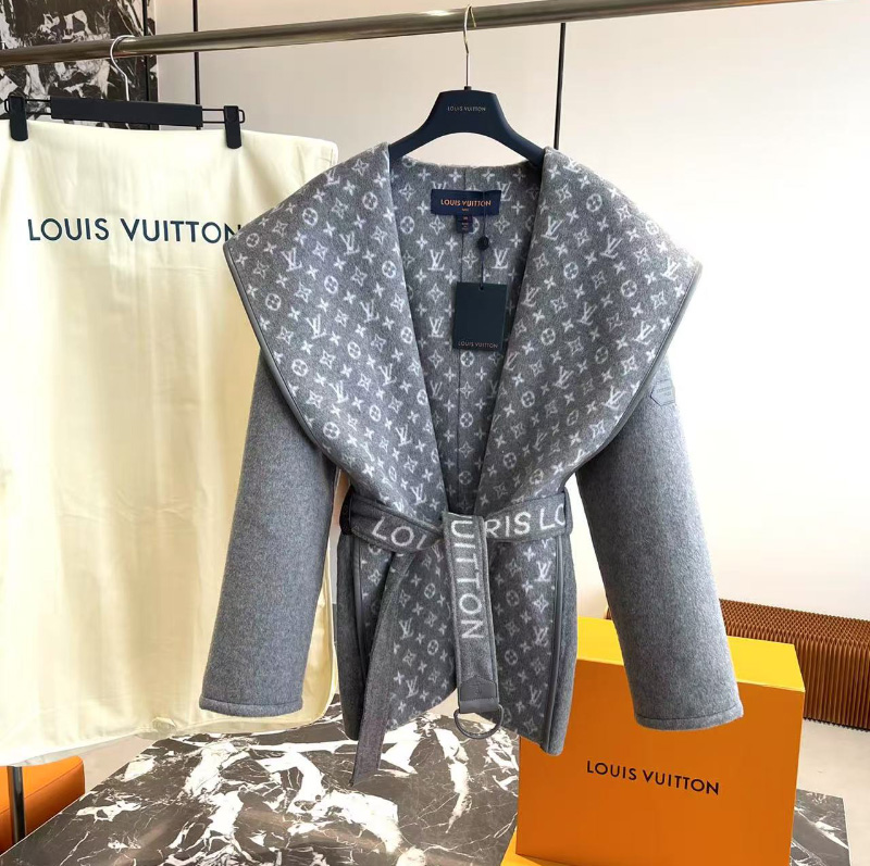 루이비통 FW24 코트 1A9LF1