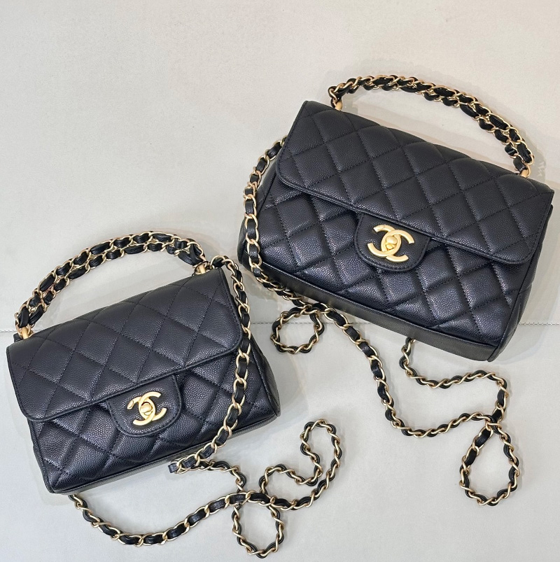 샤넬 25SS 클래식 캐비어 스몰 미듐 플랩백  AS5239