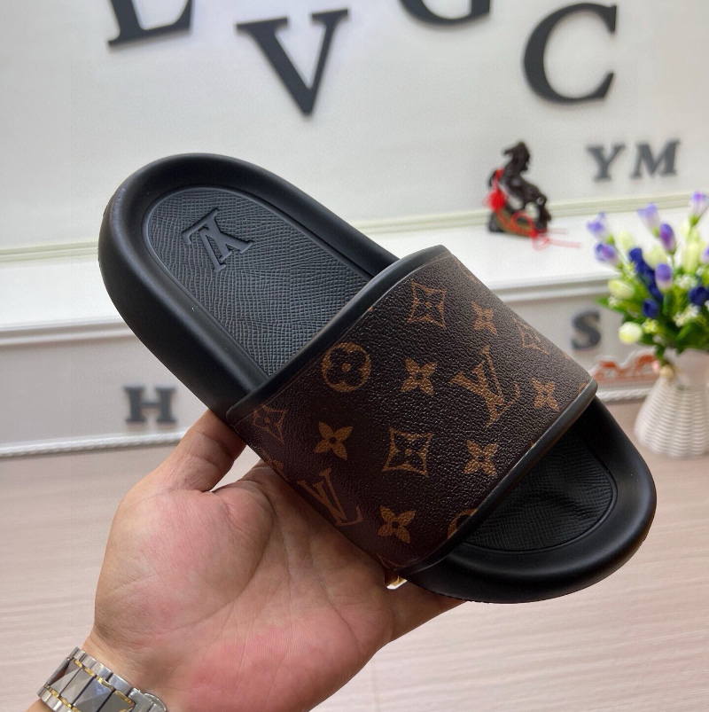 루이비통 고품질 남자 슬리퍼 2컬러 04
