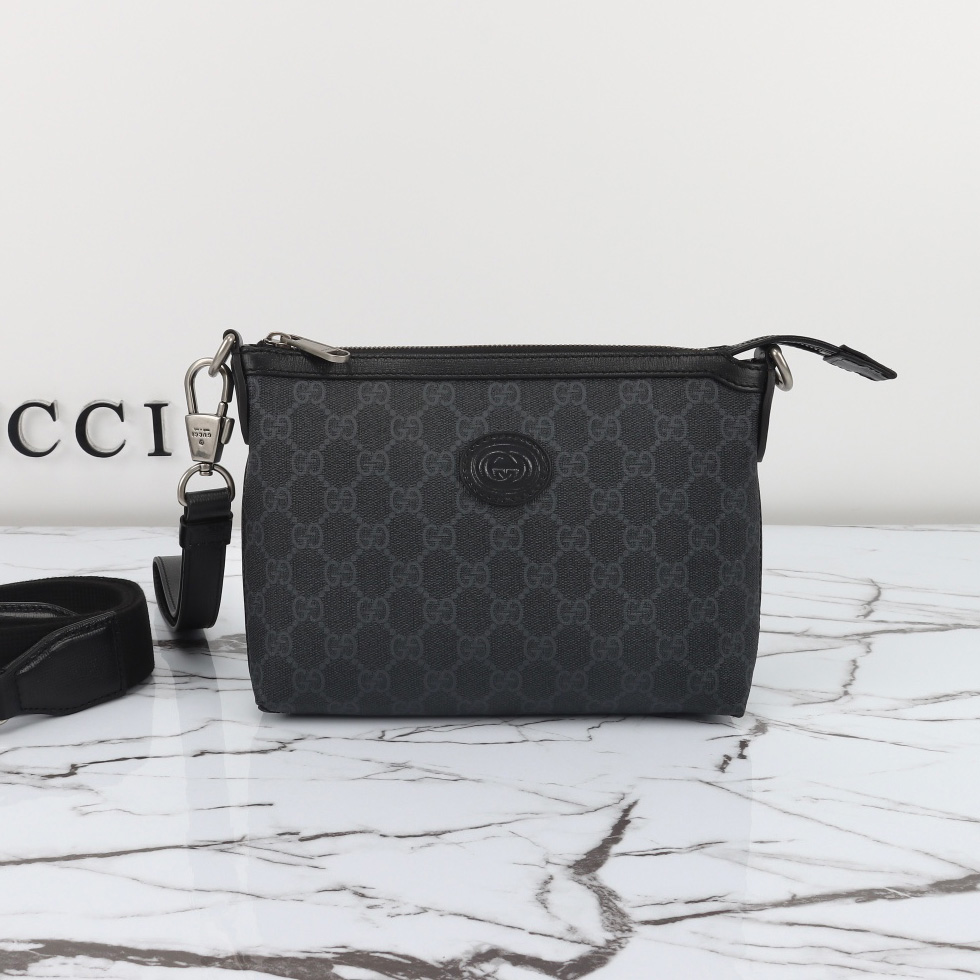 구찌 인터로킹 남성 G 크로스백 2컬러 760021