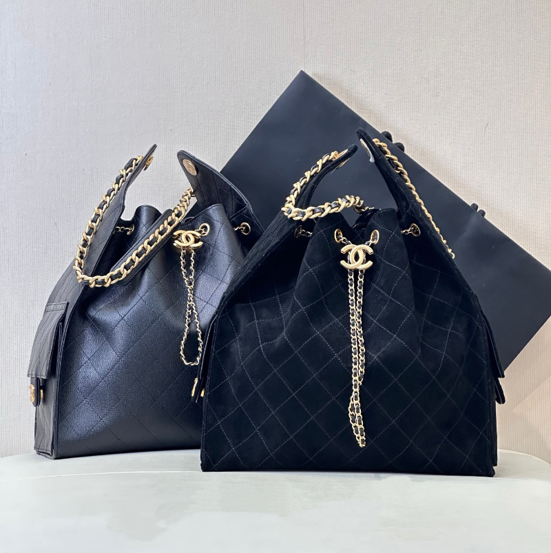 샤넬 25SS 25백 미듐 CC로고 포켓 호보백 체인 스트링 블랙 캐비어 AS5311