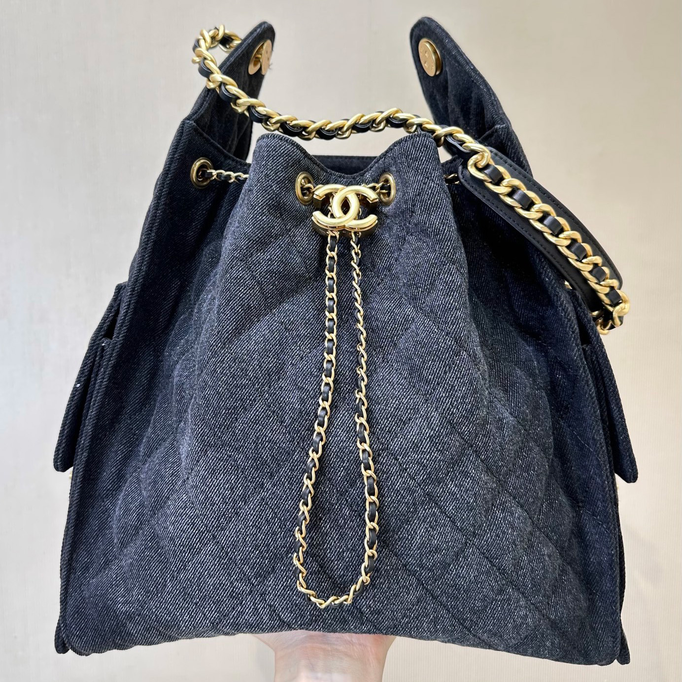 샤넬 25 스몰 핸드백 워시드 데님 & 골드 메탈 2컬러 AS5293-AS5311