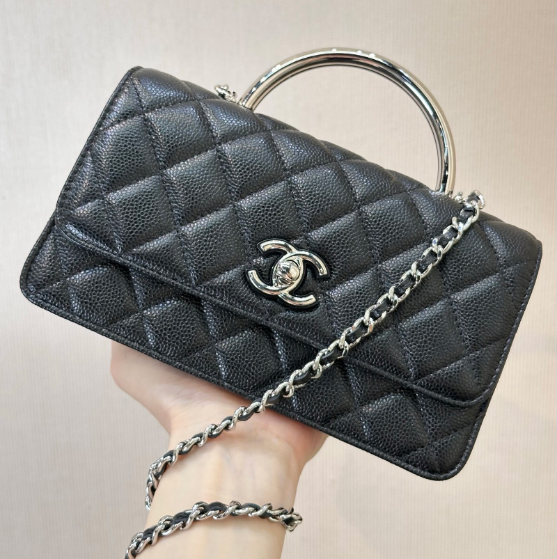 샤넬 CHANEL 체인 달린 미니백 AP4498