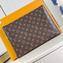 루이비통 지퍼 키 파우치 L 클러치백 M13561