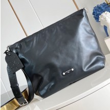 루이비통 LV 나이트 베가본드 호보백 블랙 M13986