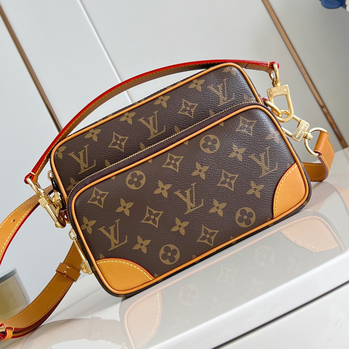 루이비통 25SS 닐 토트 크로스백 M14016