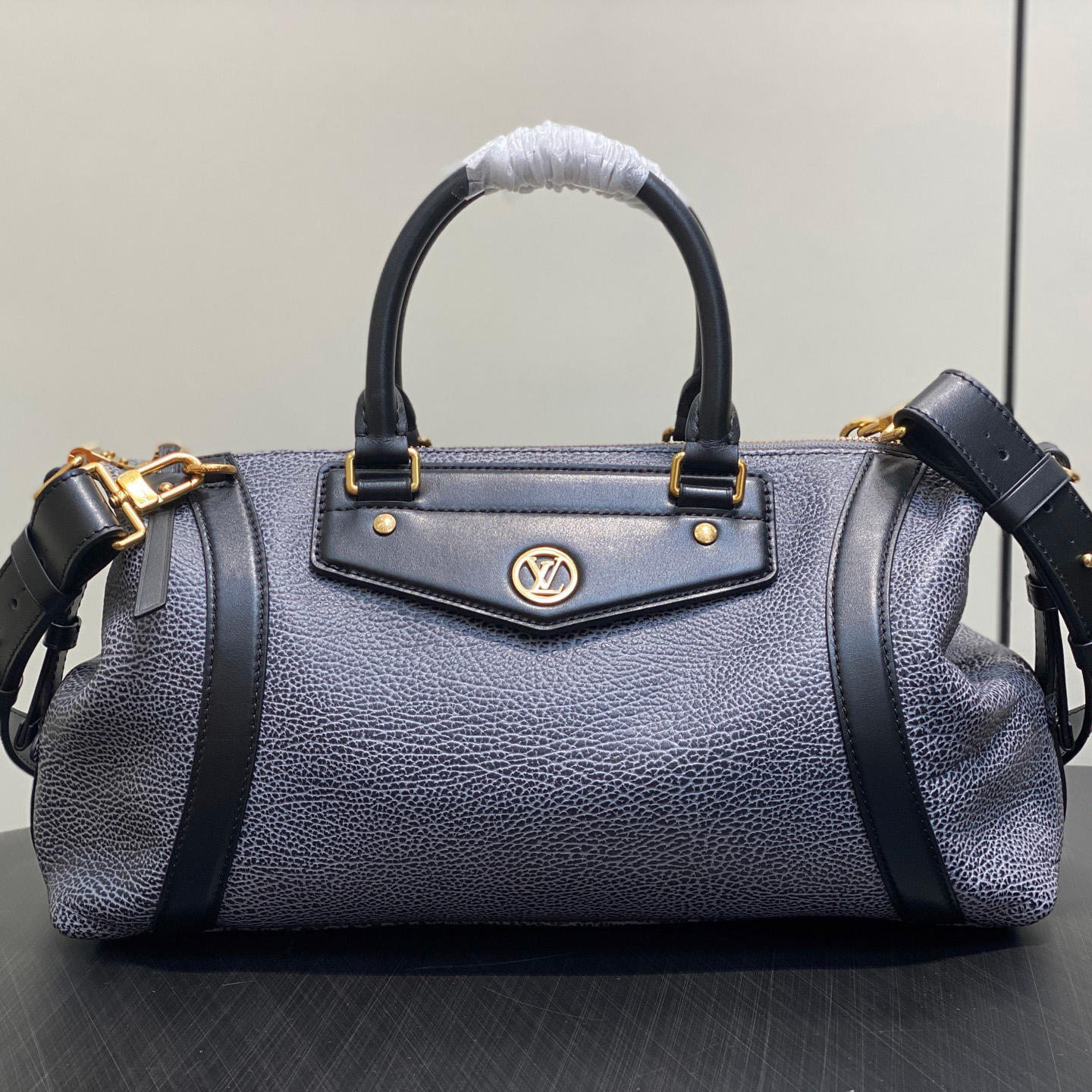 루이비통 LV 바이커 MM 백 다크데님 M14702