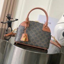 셀린느 숄더백 트리옹프 캔버스 및 송아지 가죽 스몰 볼링백 121082DNK 04LU