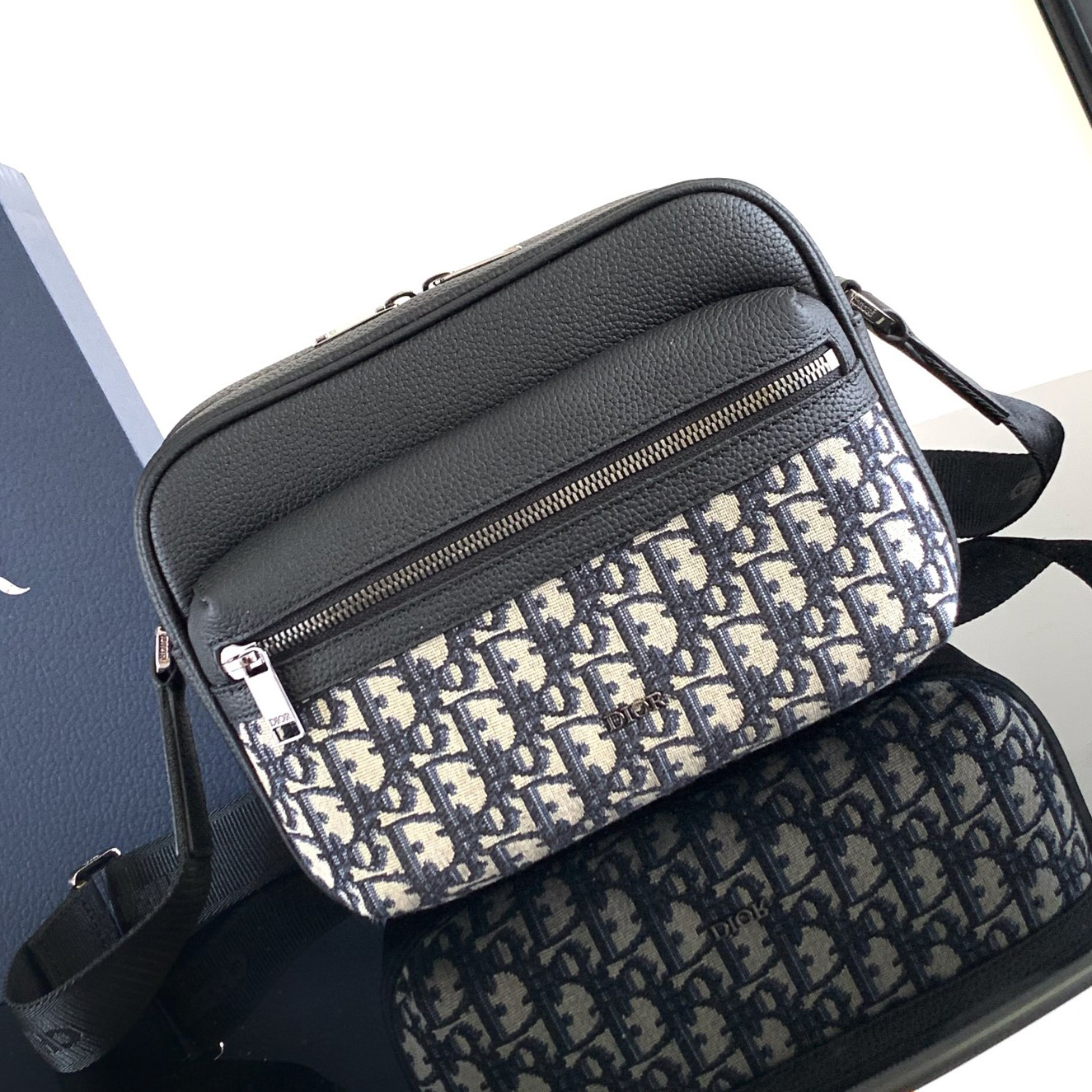 디올 오블리크 라이더 2.0 지퍼 메신저백 2컬러 1ESPO340YKS_H03E