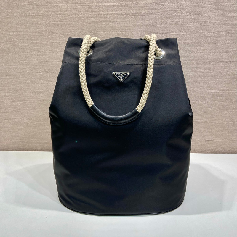 프라다 마리너 미디엄 리나일론 토트백 2컬러 2VG133