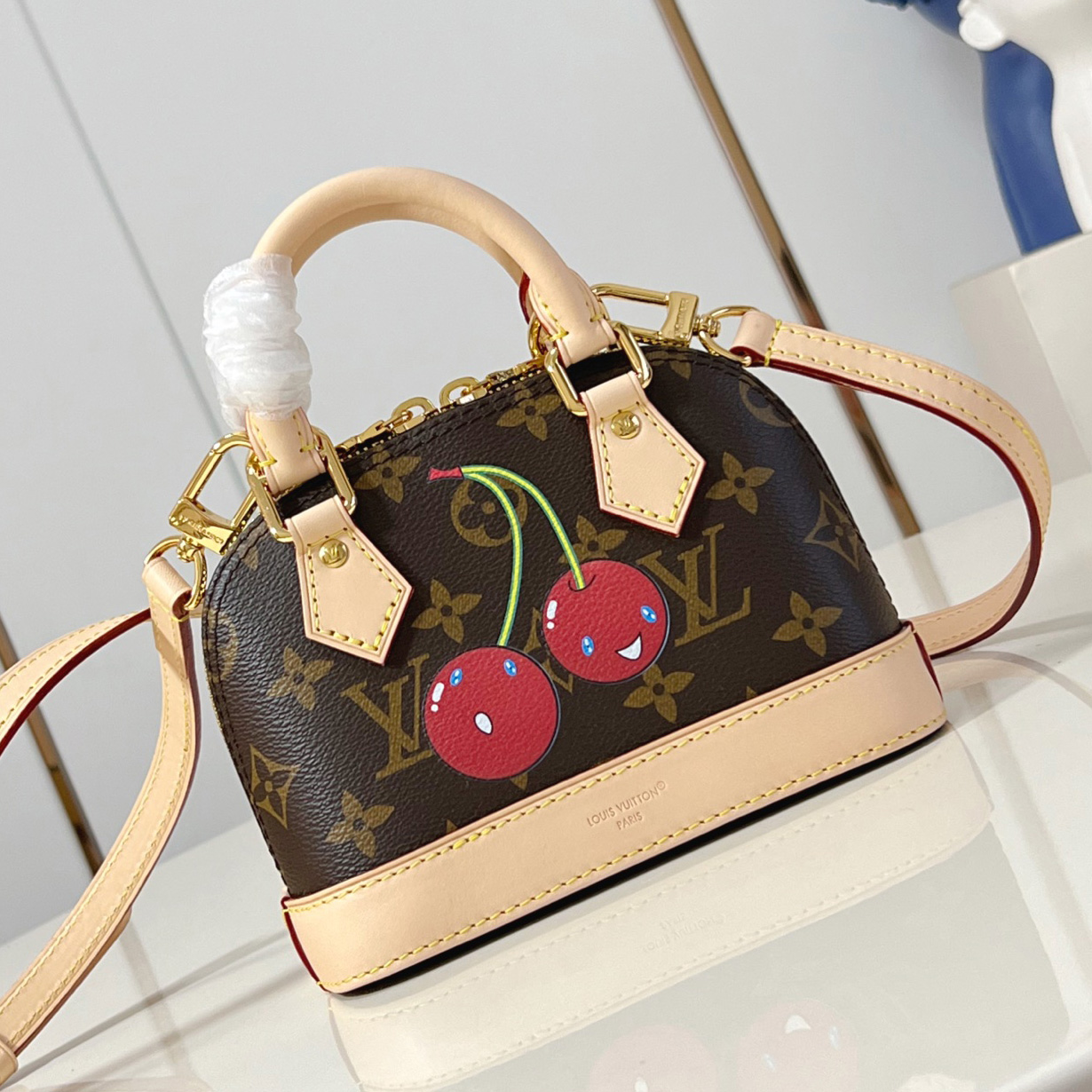 루이비통 나노 알마 M82717