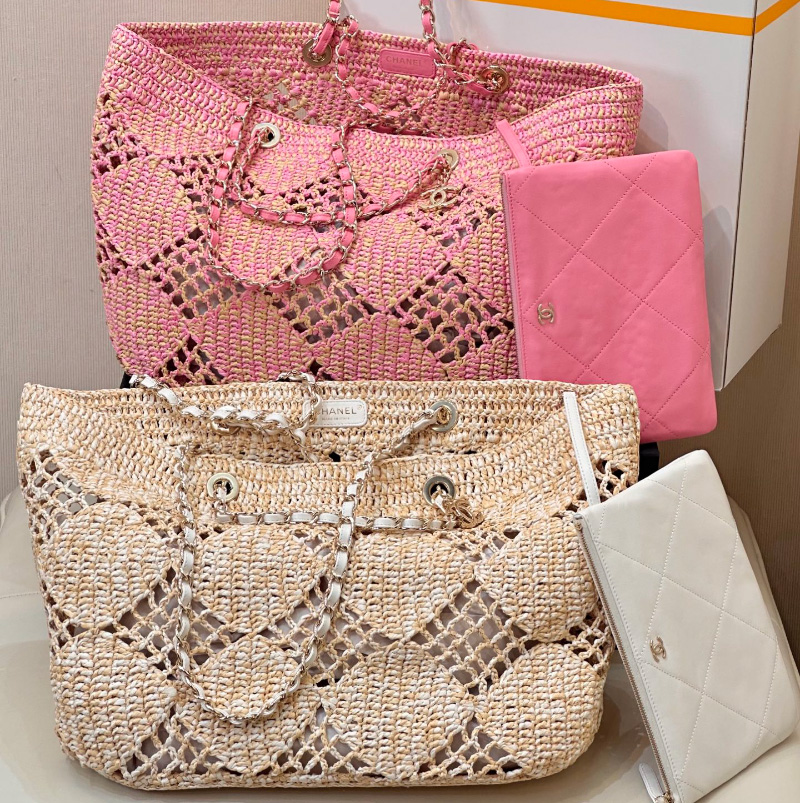 샤넬 24 코코비치 라피아 백 라탄 체인 쇼핑백 라지 맥시 2컬러  AS4576