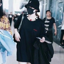 버리 JAYSON 코튼 남성 긴팔 티셔츠 2컬러 80910461