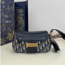 디올 25SS 스트릿시크 오블리크 스몰 숄더백 M3913CDKV