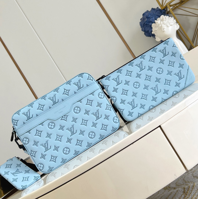 루이비통 트리오 메신저 스카이 블루 M14781