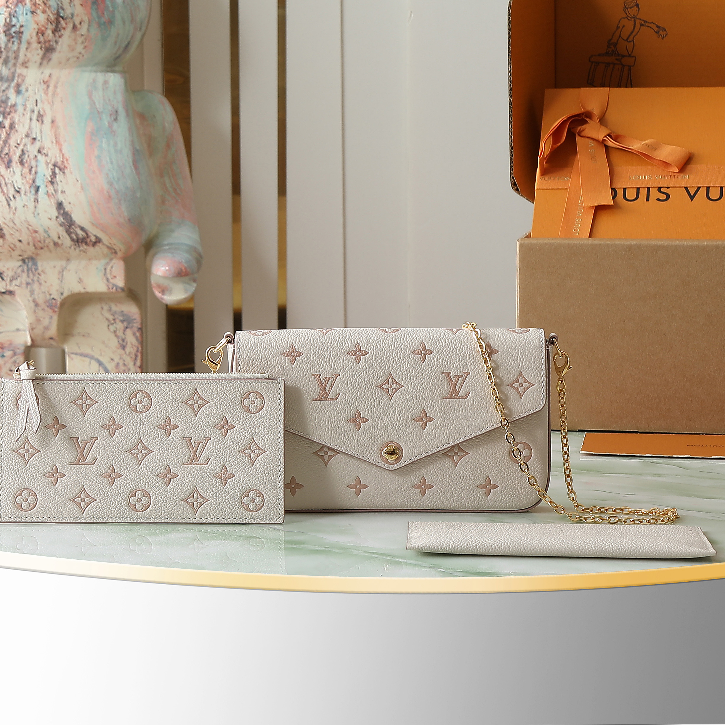 루이비통 투톤 펠리시 포쉐트 체인 숄더백 M14968