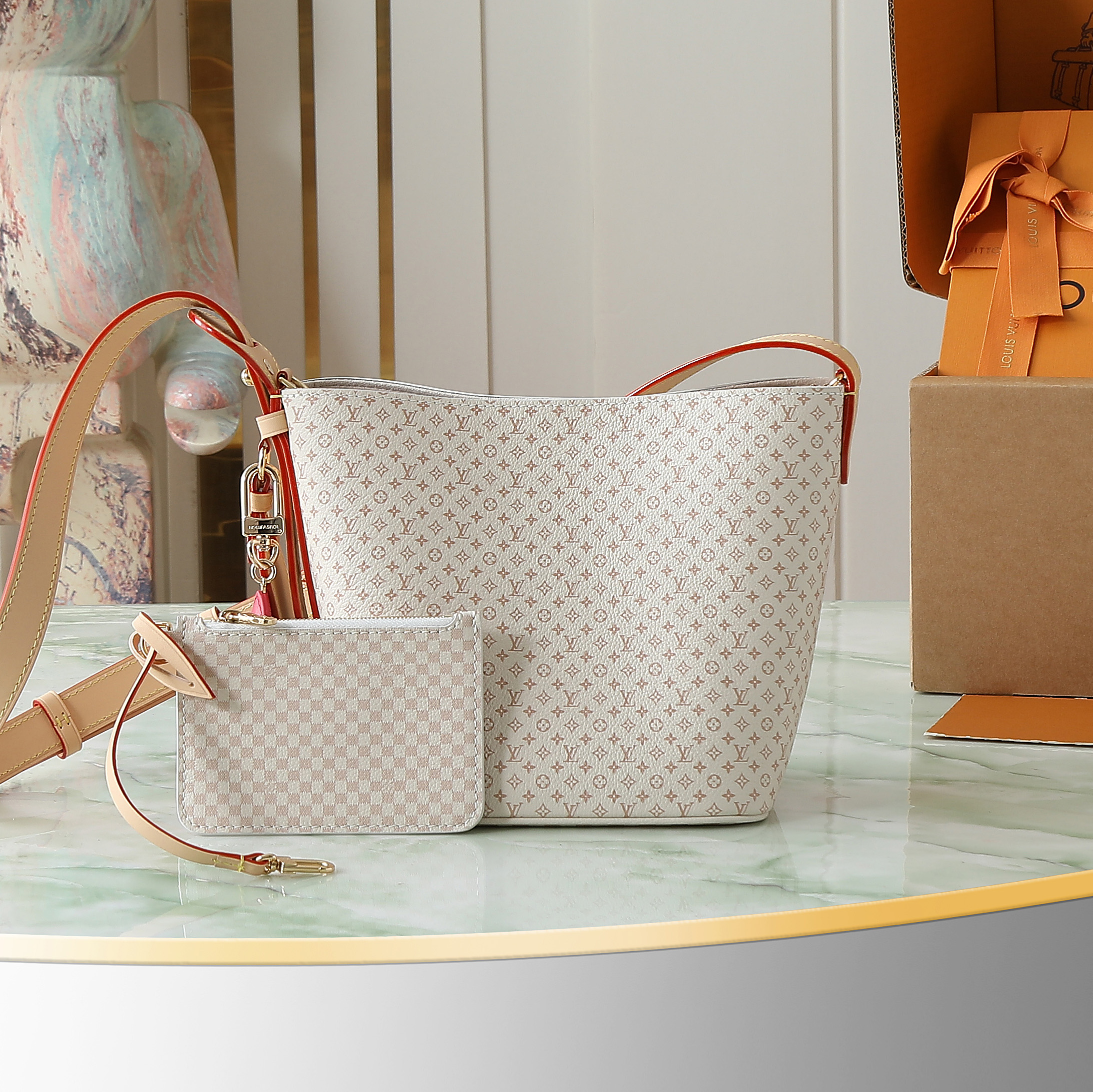 루이비통 올 인 BB 올인비비 듄 샌드 프리폴 여성숄더백 M15130