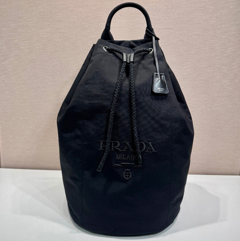 프라다 드로스트링 백팩 3컬러 2VY011
