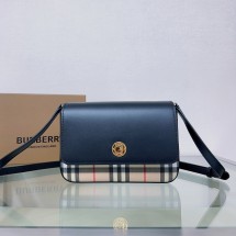 버버리 빈티지 체크 가죽 노트 백 미니 아카이브 2컬러 80492431