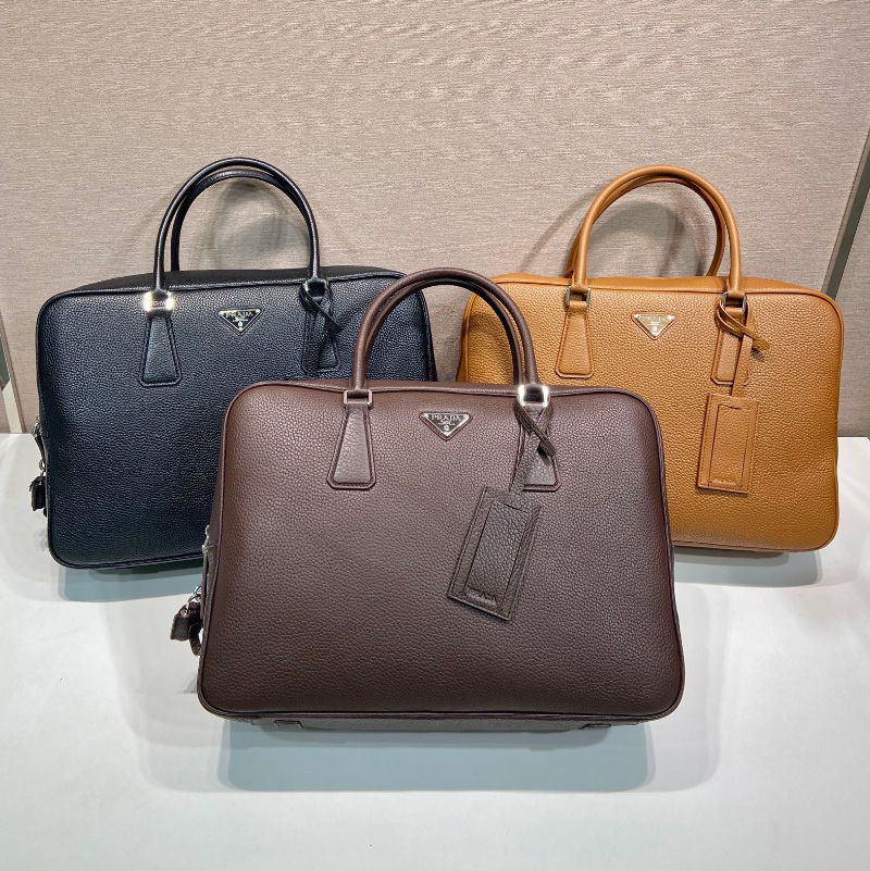 프라다 그레인드 가죽 트라이앵글 로고 브리프케이스 3컬러 2VE027VOOO