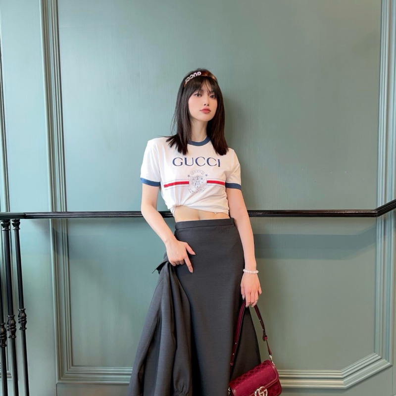 구찌 고품질 여성 반팔티 30