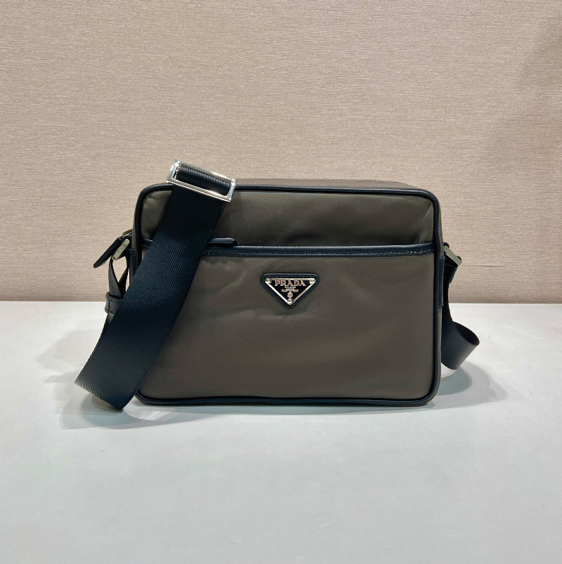프라다 리나일론 메신저 크로스백  2VH048