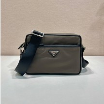 프라다 리나일론 메신저 크로스백  2VH048
