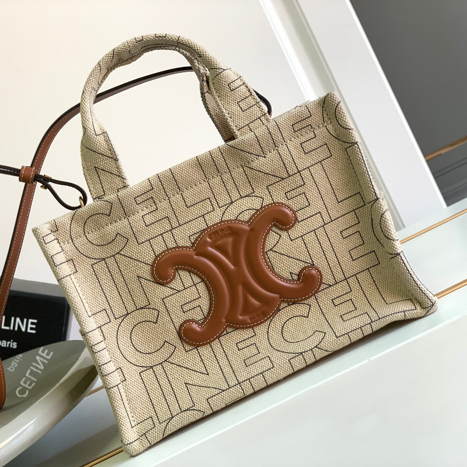 셀린느 트리오페 타이스 스몰 카바스 토트백 199162ERQ