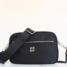 토리버치 버지니아 나일론 숄더백 2컬러 TB57D3LVS5