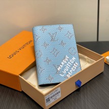 루이비통 로고 프린팅 코팅캔버스 여권지갑 남여공용 M15075