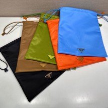 프라다 25FW 삼각로고 리나일론 파우치백 5컬러 1NK001