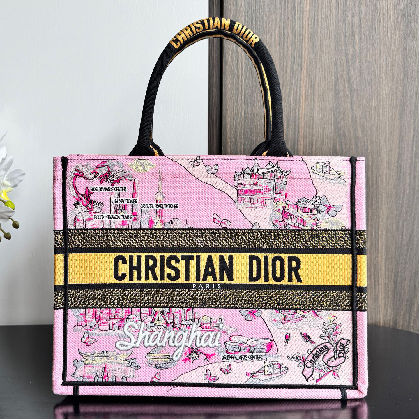 디올 북토트 수베니르 패션자수 코튼 토트백 미듐 핑크 M1296ZEJI