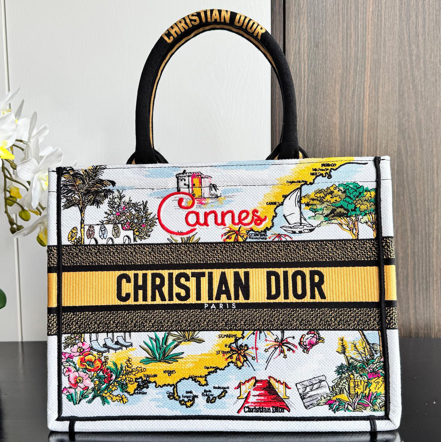 디올 북토트 자주배색 코튼 토트백 M1296ZEYN