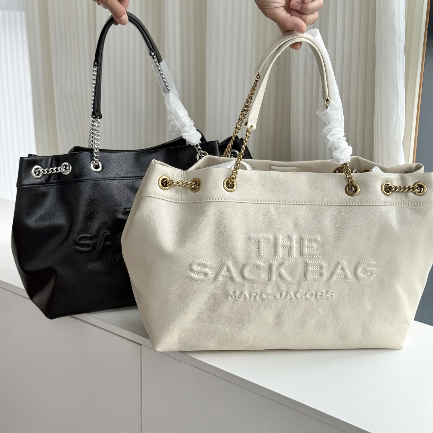 25SS 마크제이콥스 토트백 2컬러 2S5HSH025H02