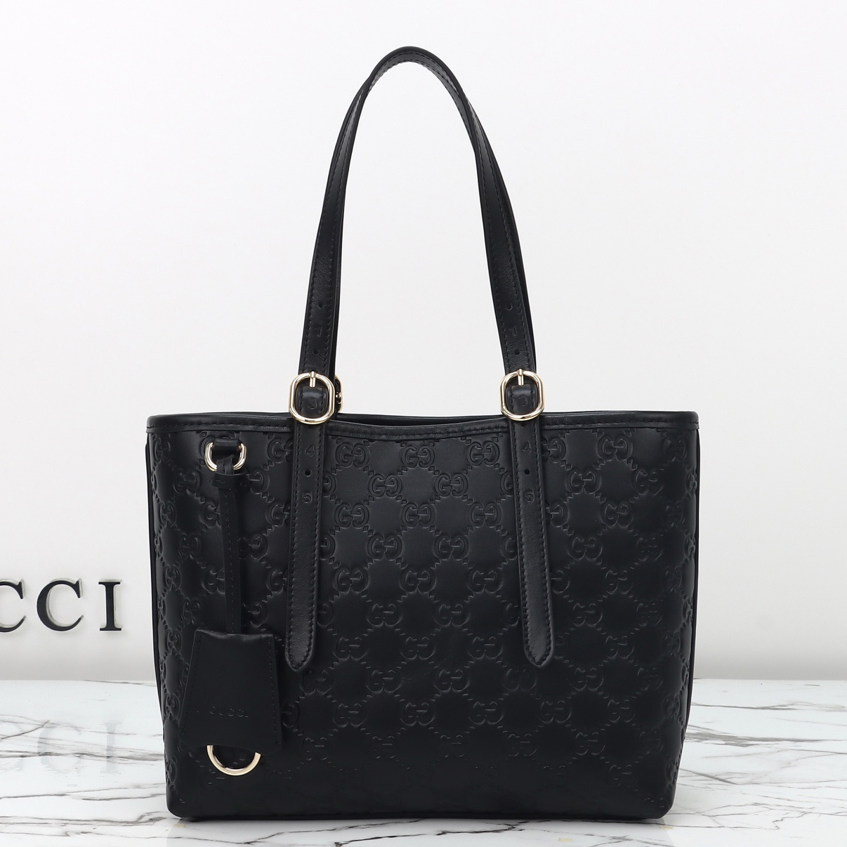 구찌 GG 엠블럼 미디엄 토트백 2컬러 847456