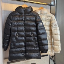 몽클레르 GLEMENTS 쇼트 다운 패딩 2컬러 J10931A00067595ZZ999