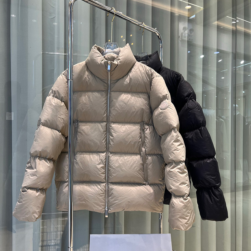 몽클레어 위장 짧은 다운 재킷 2컬러 K10911A000105979B207