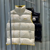 몽클레어 립시 다운 조끼 2컬러 K20911A00106596XEP03